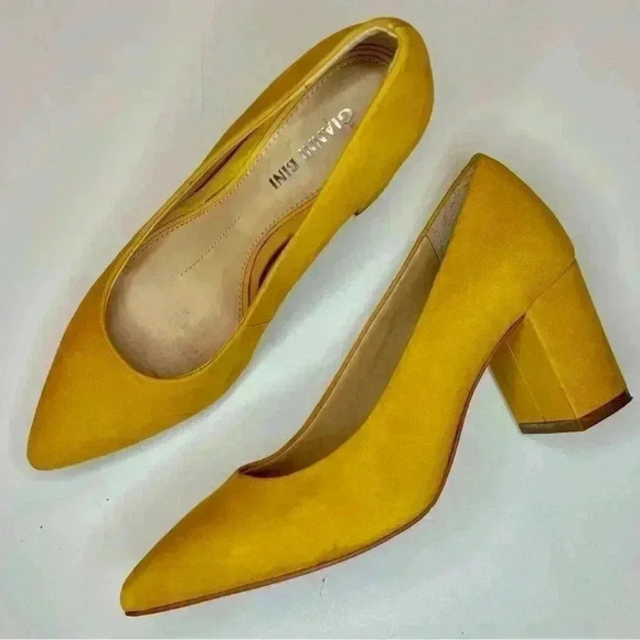 Gianni Bini Women’s Heels Yellow size 5.5 - Picture 4 of 7